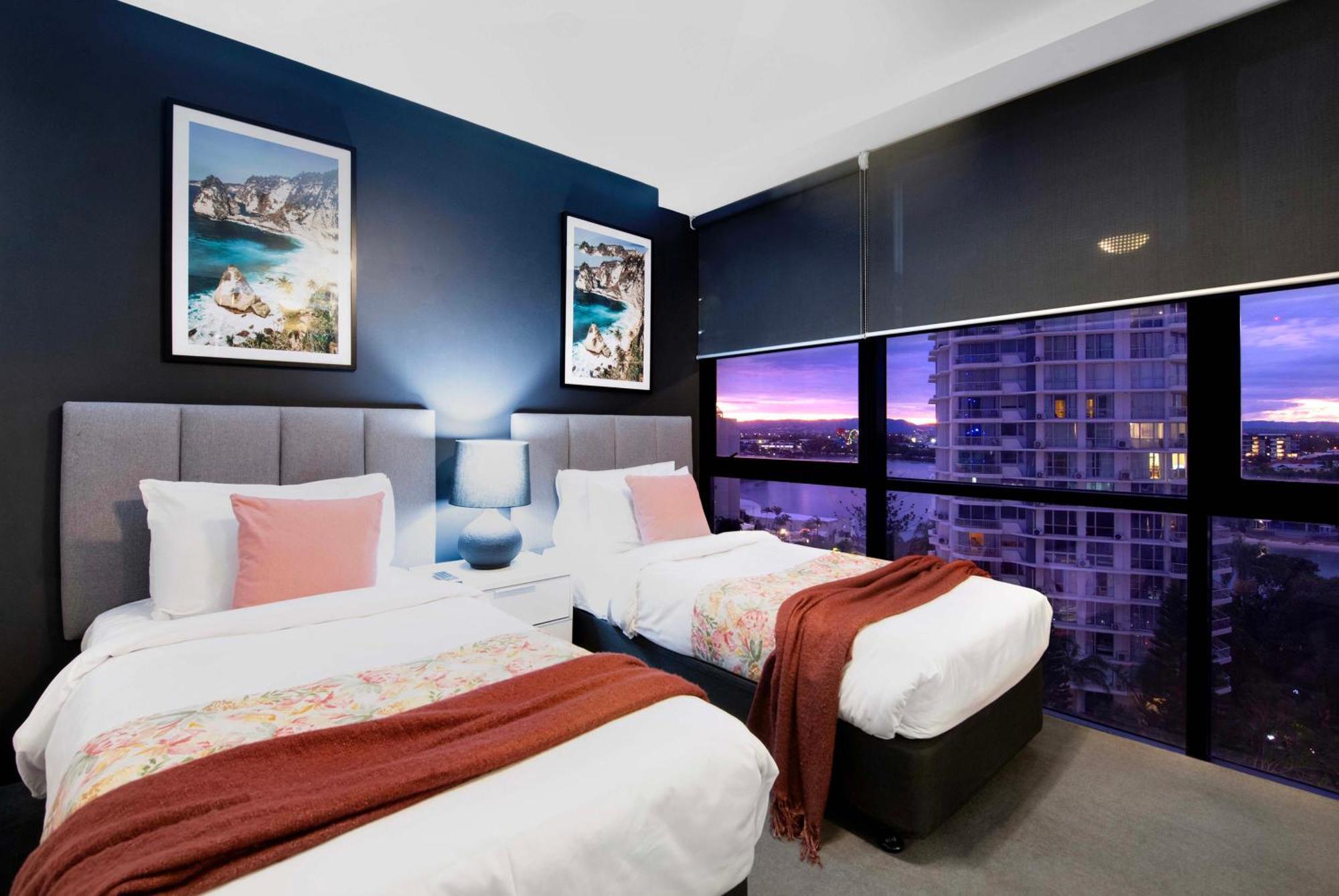 Circle On Cavill - Self Contained & Privately Managed Apartments - Wow Stay Gold Coast Exterior foto