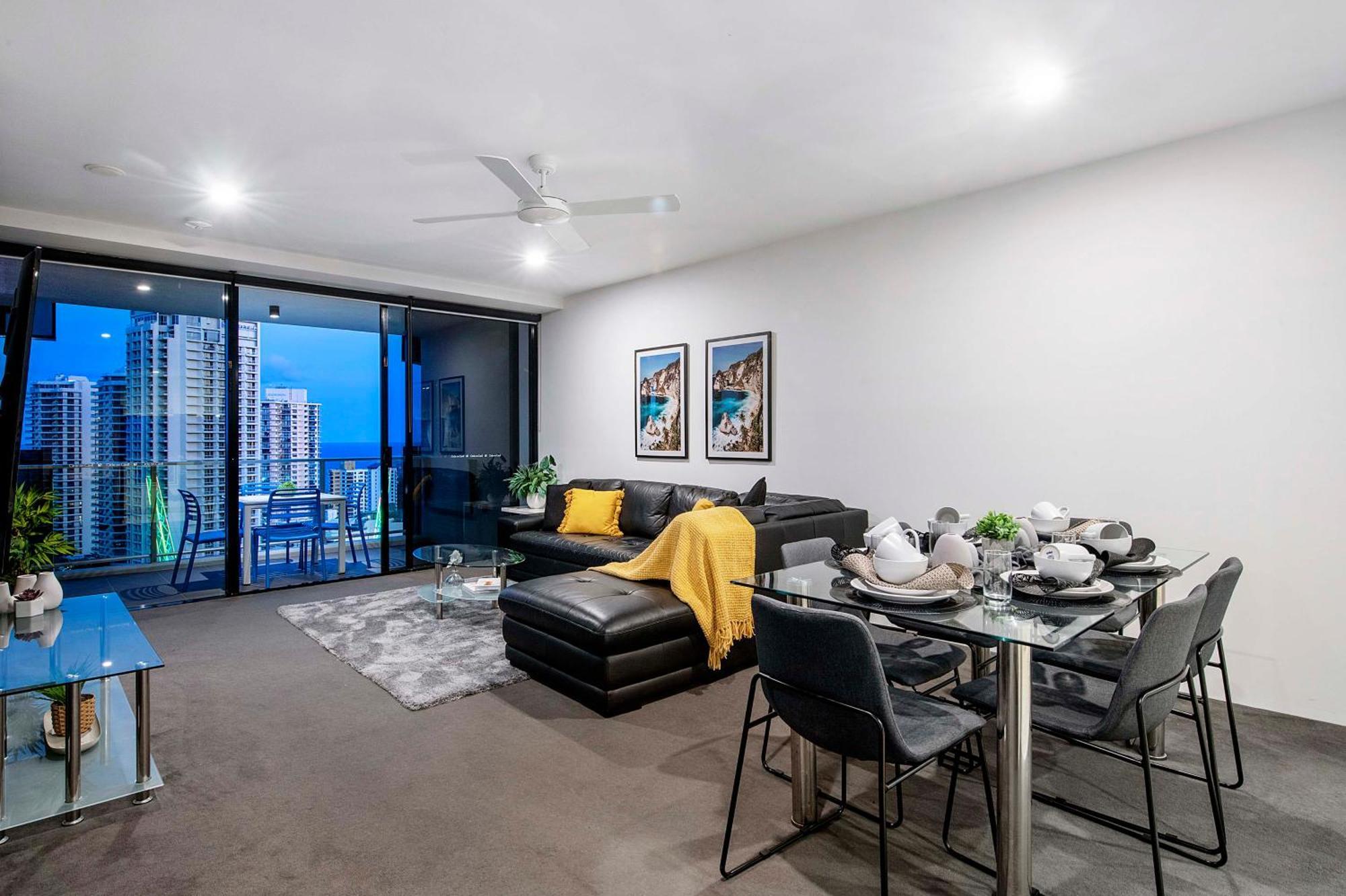 Circle On Cavill - Self Contained & Privately Managed Apartments - Wow Stay Gold Coast Exterior foto