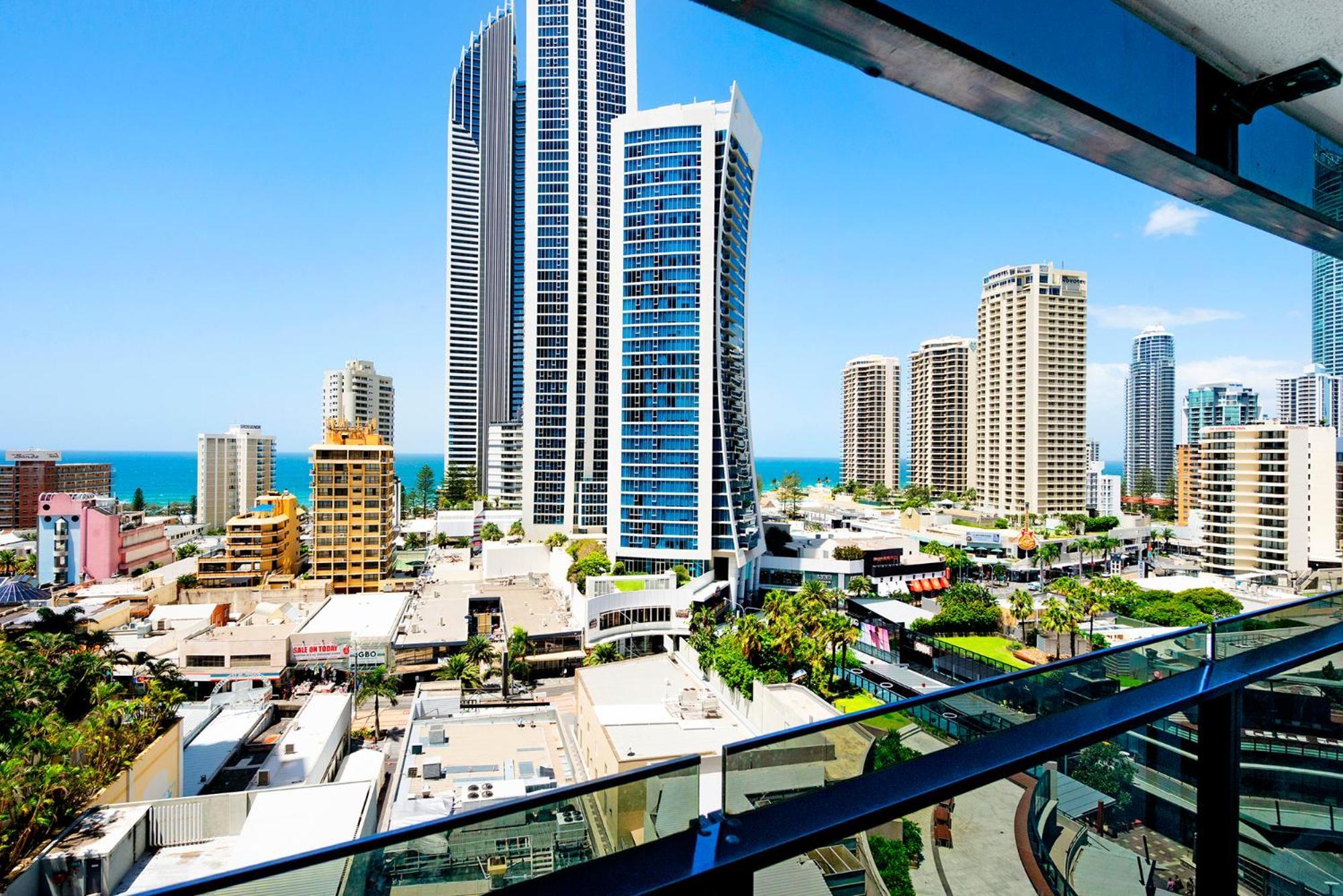 Circle On Cavill - Self Contained & Privately Managed Apartments - Wow Stay Gold Coast Exterior foto