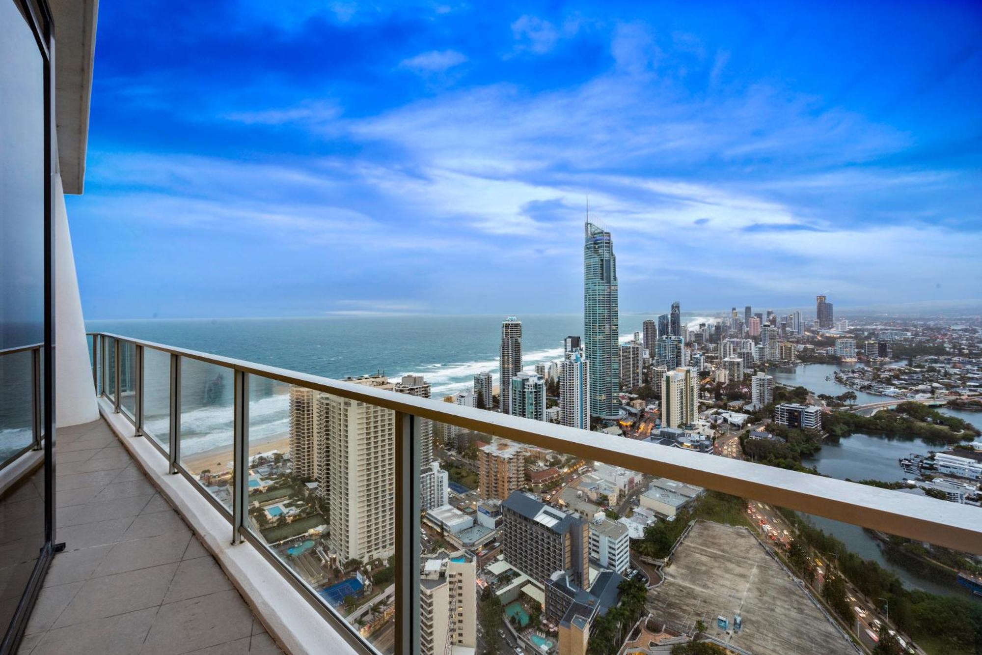 Circle On Cavill - Self Contained & Privately Managed Apartments - Wow Stay Gold Coast Exterior foto